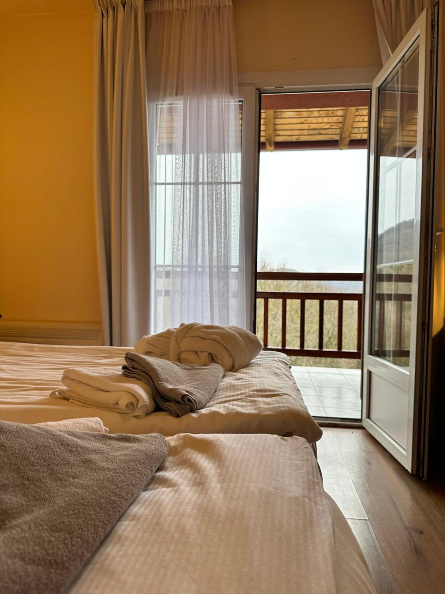 Szent Orbán Erdei Wellness Hotel Kóspallag Esterno foto