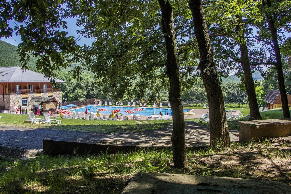 Szent Orbán Erdei Wellness Hotel Kóspallag Esterno foto